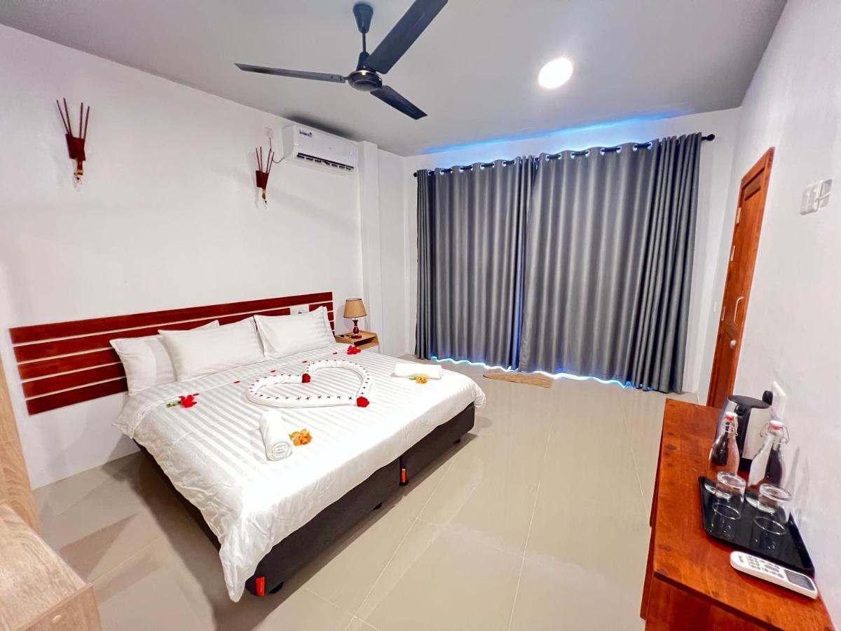 Finolhu Dhigurah Hotel Dhigurah  Exterior photo